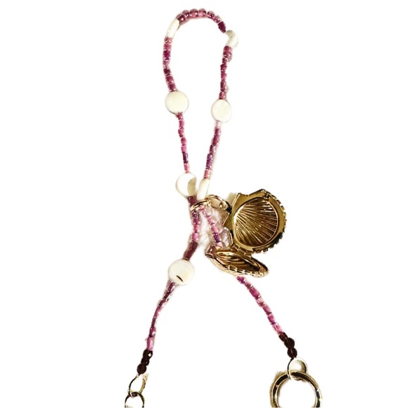 Sea Shell Locket Beaded Hand chain - Picture 12 of 14